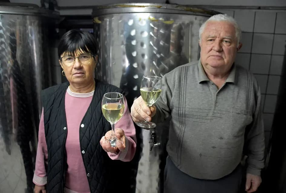 Blanka i Josip Pejnović već desetljećima vinogradare na obroncima Papuka