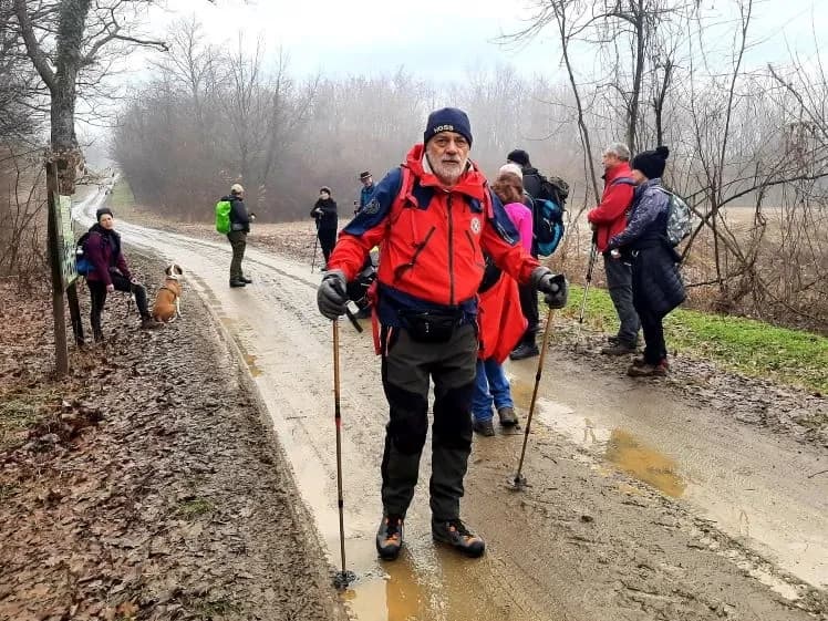 Koracima kroz vinograde i povijest Požeške gore: Zimski vincelovski pohod u Pleternici