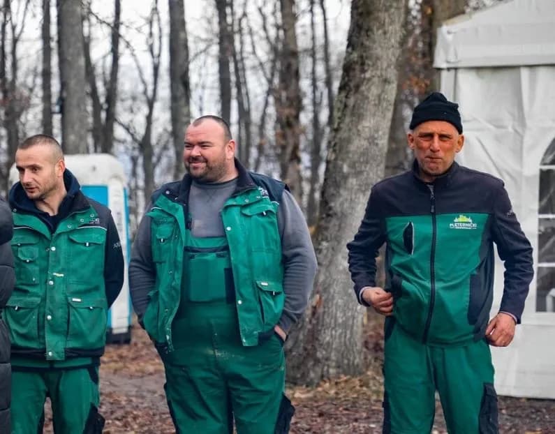 Koracima kroz vinograde i povijest Požeške gore: Zimski vincelovski pohod u Pleternici
