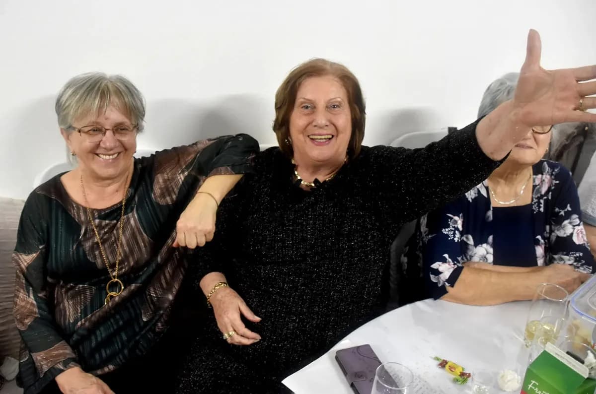 Velički umirovljenici pjesmom i plesom proslavili Marinje: Sedam slavljenica darivano za imendan