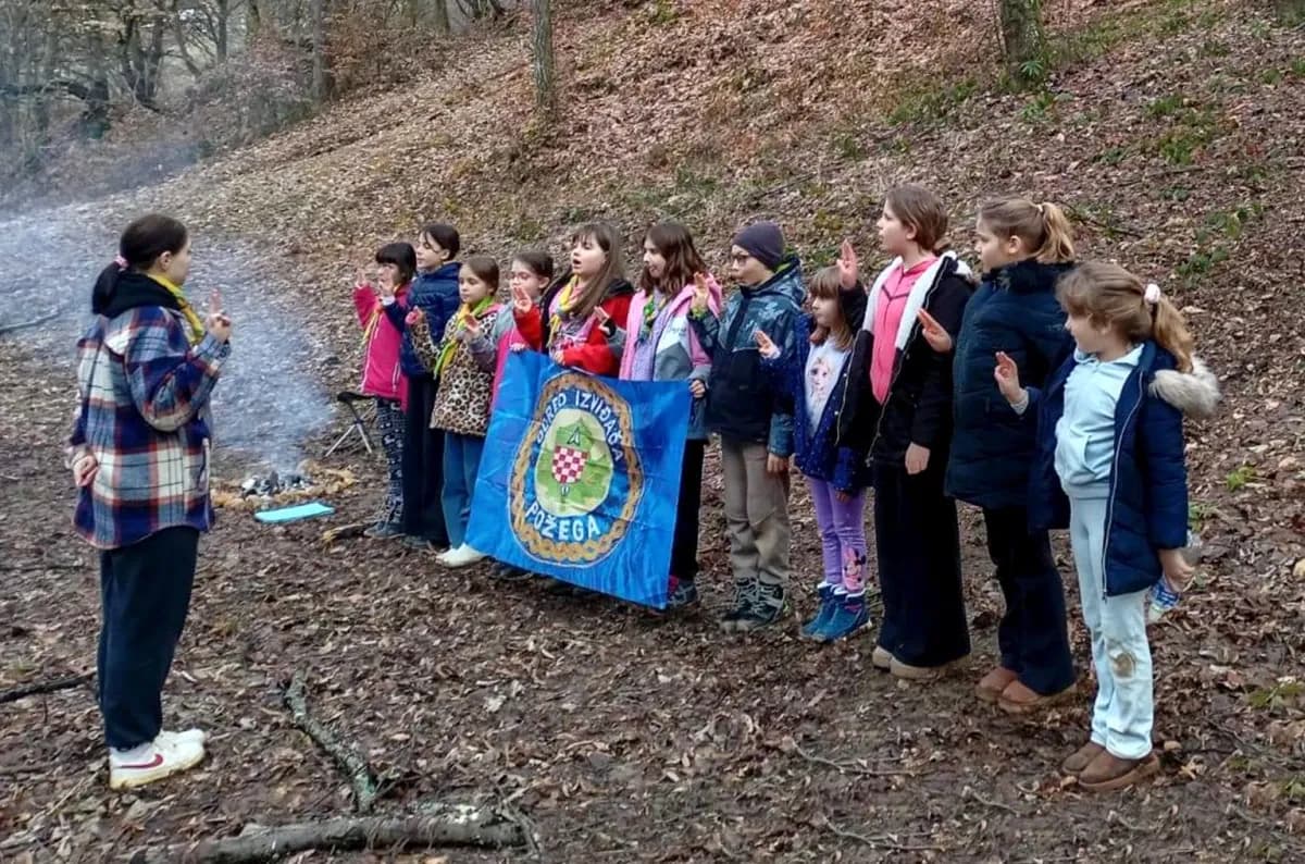 IZVIĐAČKA AVANTURA NA ŠICANI: Kobasice, pjesma i prvi ovogodišnji izlet