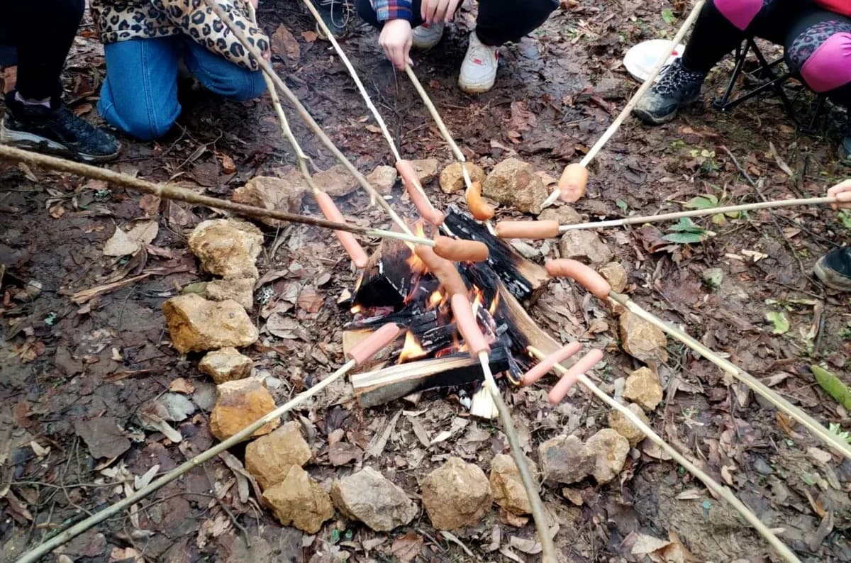 IZVIĐAČKA AVANTURA NA ŠICANI: Kobasice, pjesma i prvi ovogodišnji izlet