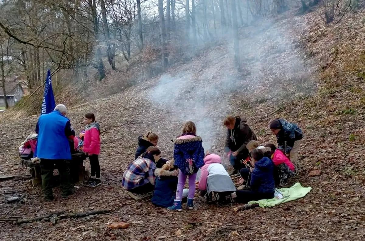 IZVIĐAČKA AVANTURA NA ŠICANI: Kobasice, pjesma i prvi ovogodišnji izlet