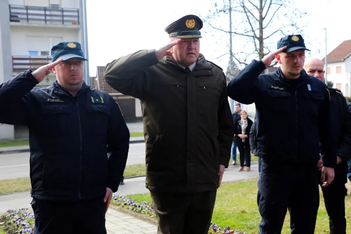 Odana počast poginulim hrvatskim braniteljima pleterničkog kraja uz hodočašće hrvatskih branitelja u Svetište Gospe od Suza