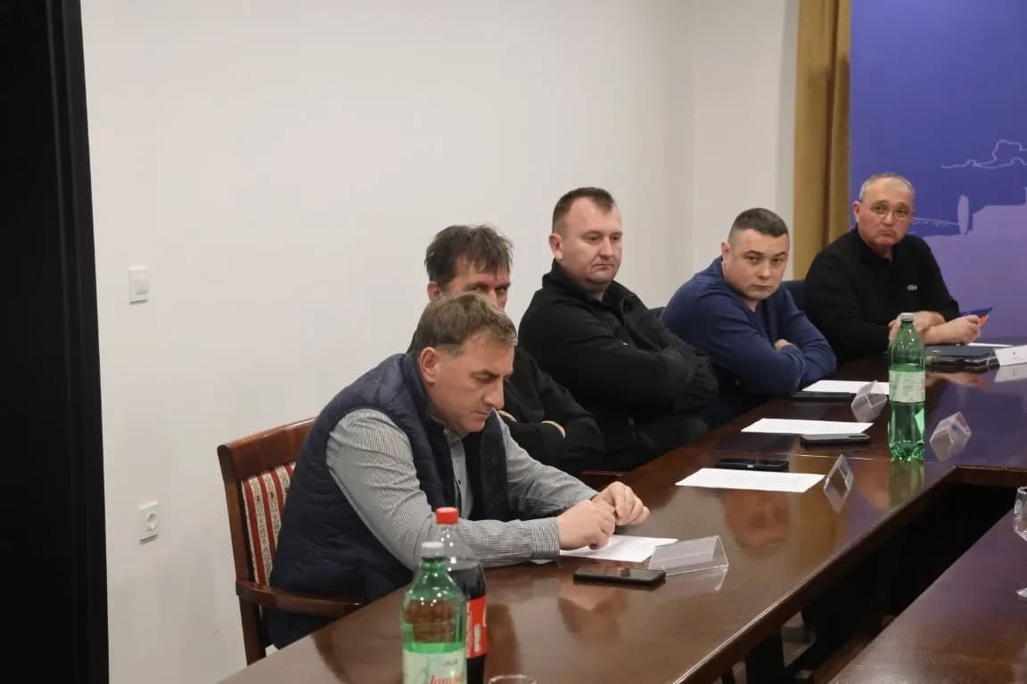 Vijećnici podržali Budimira u borbi oko kompostane, odbacili prosvjed pred Gradskom kućom: ’Prosvjedi trebaju ići prema izdavateljima dozvola’