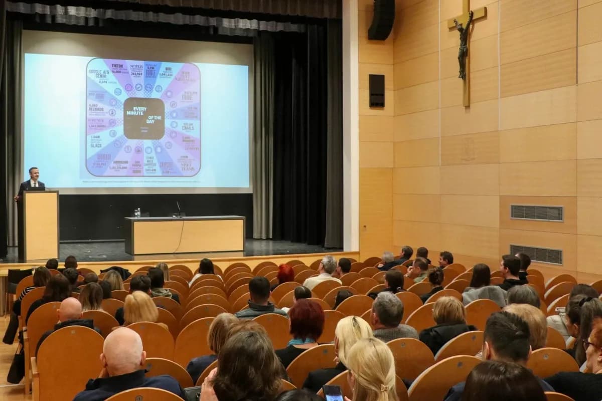 Prva korizmena tribina u Požegi