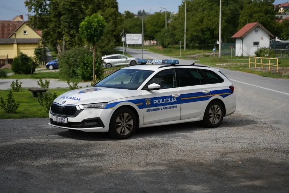 Čak 12 negativnih bodova i zabrana vožnje nakon nesreće u Gradišu