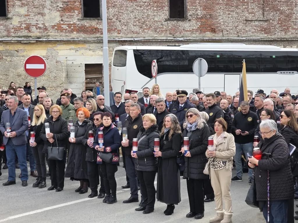 Tamo gdje su prvi stali u obranu domovine: 35 godina od povijesnih dana u Pakracu