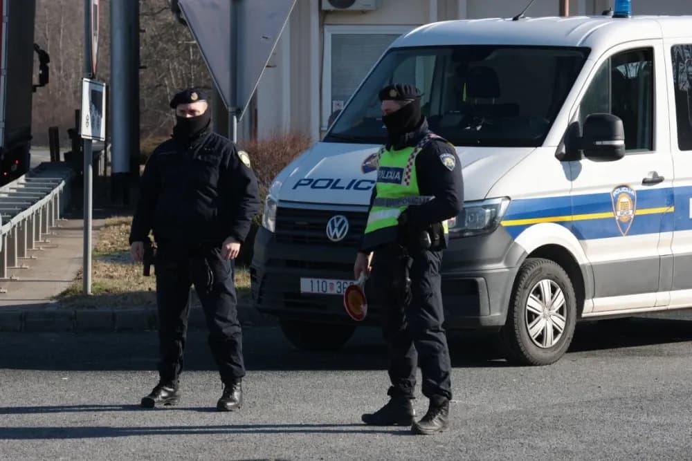 Odbio test krvi i urina, a marihuana pronađena u autu