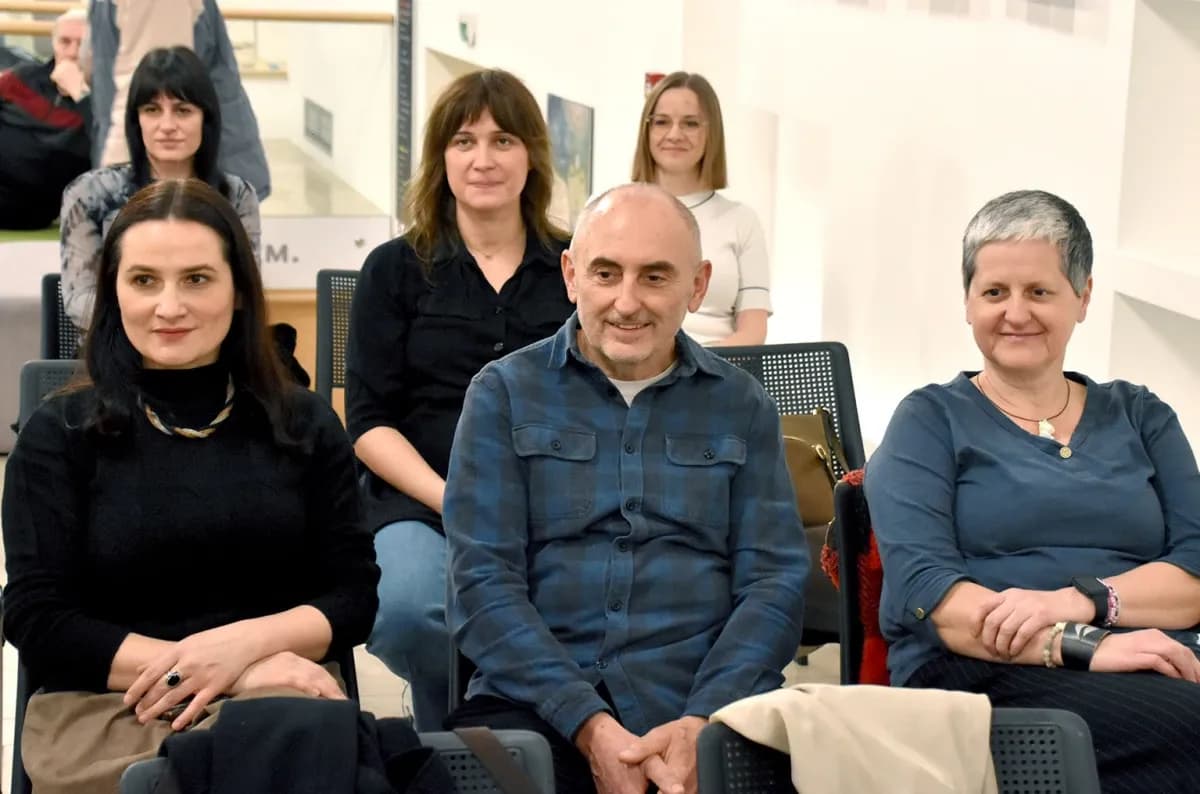 Povijesno društvo Požega organiziralo predavanje Ive Šubare o kineskoj mitologiji