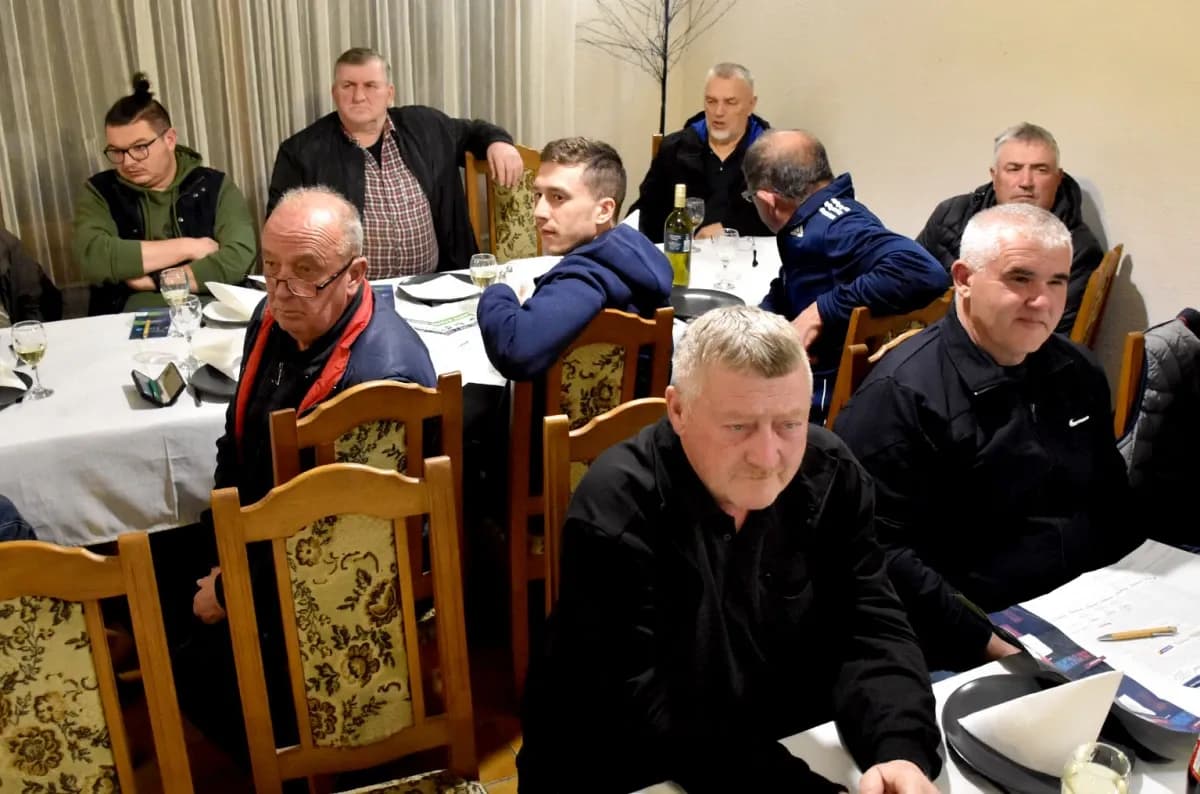 Vetovački vinogradari spremni za novu sezonu: Održano stručno predavanje u Lukaču