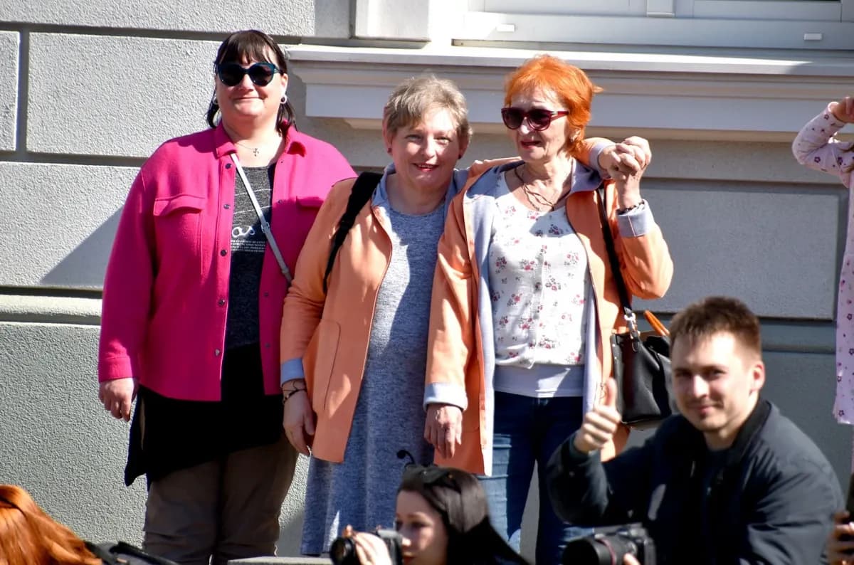 Svečani mimohod povijesnih postrojbi obogatio obilježavanje Dana grada Požege