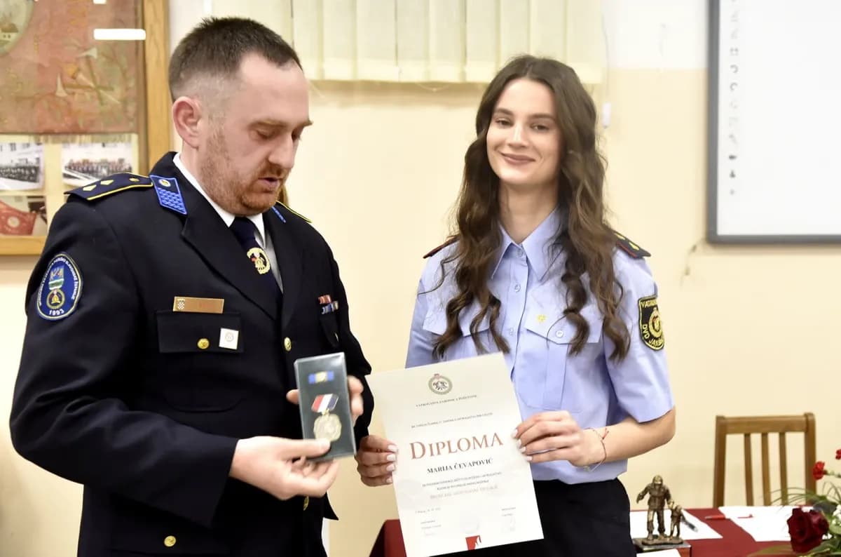 Vatrogasci Jakšića imaju novo čelništvo, a Antunu Pažinu dodijeljena spomenica za 60 godina vatrogastva
