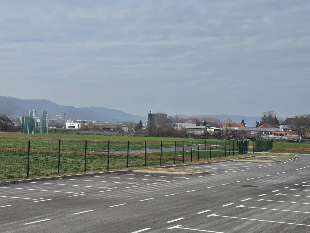 Atletski stadion – sramota gradonačelnika Miličevića!
