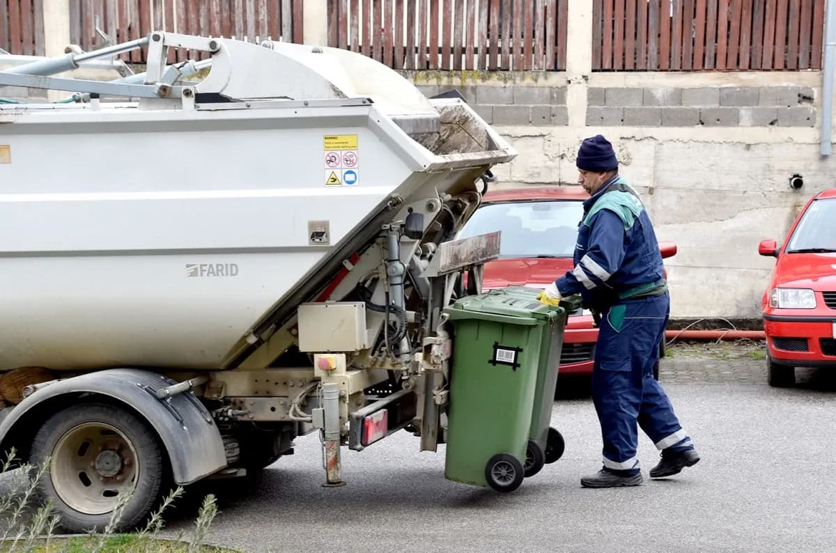 Mali div požeških brda: Kako jedan kamiončić rješava otpad tamo gdje veliki ne prolaze