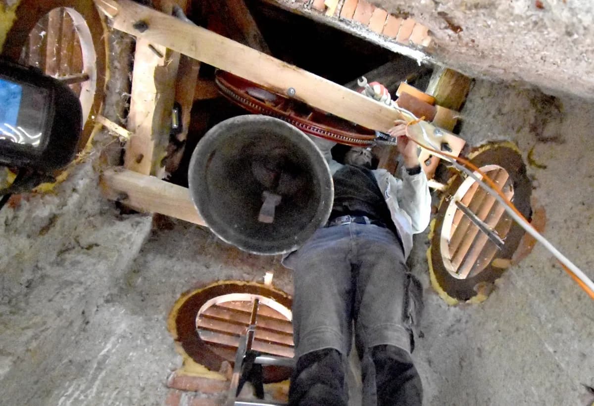 Stoljetna kapela u Alilovcima ide u korak s vremenom: Nakon stotinu godina, zvona pokreće električna struja