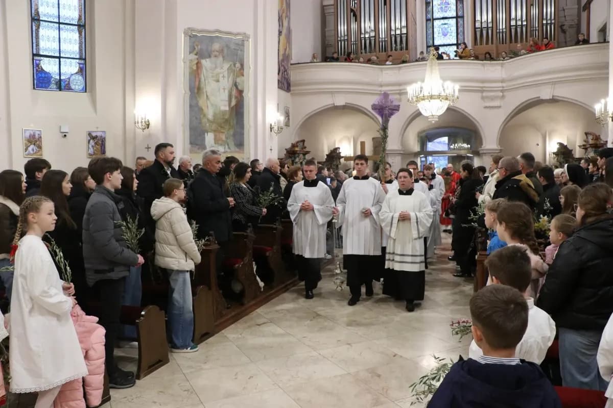 Svečana proslava Nedjelje Muke Gospodnje u požeškoj Katedrali