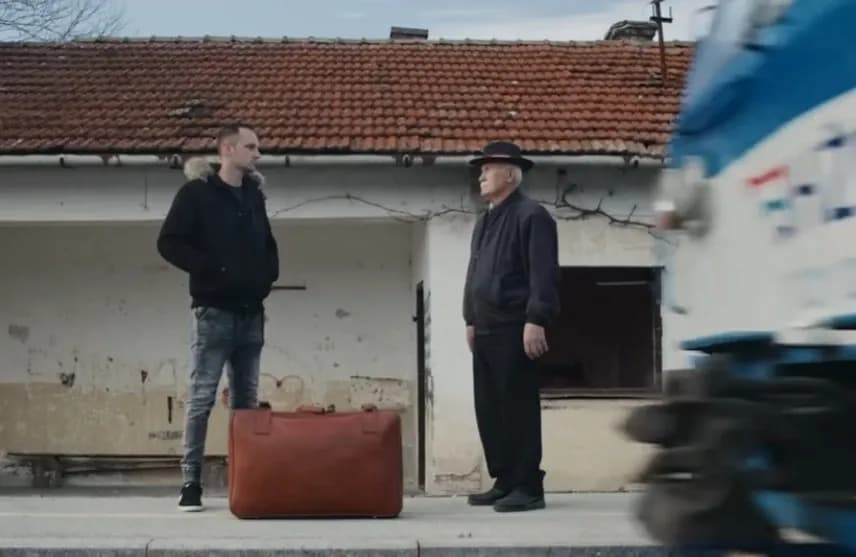 Jedan Thompsonov hit ima video spot snimljen je u susjednom kapelačkom kraju
