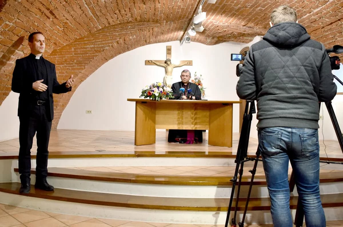 Susret biskupa Martinovića s novinarima uoči najvećeg kršćanskog blagdana