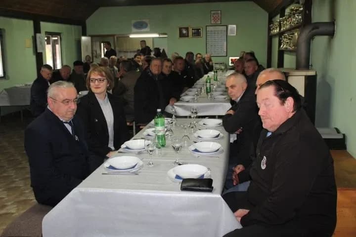 SKUPŠTINA ZARILAČKIH RIBOLOVACA: Dobra suradnja s Gradom Pleternicom i gradskom Turističkom zajednicom