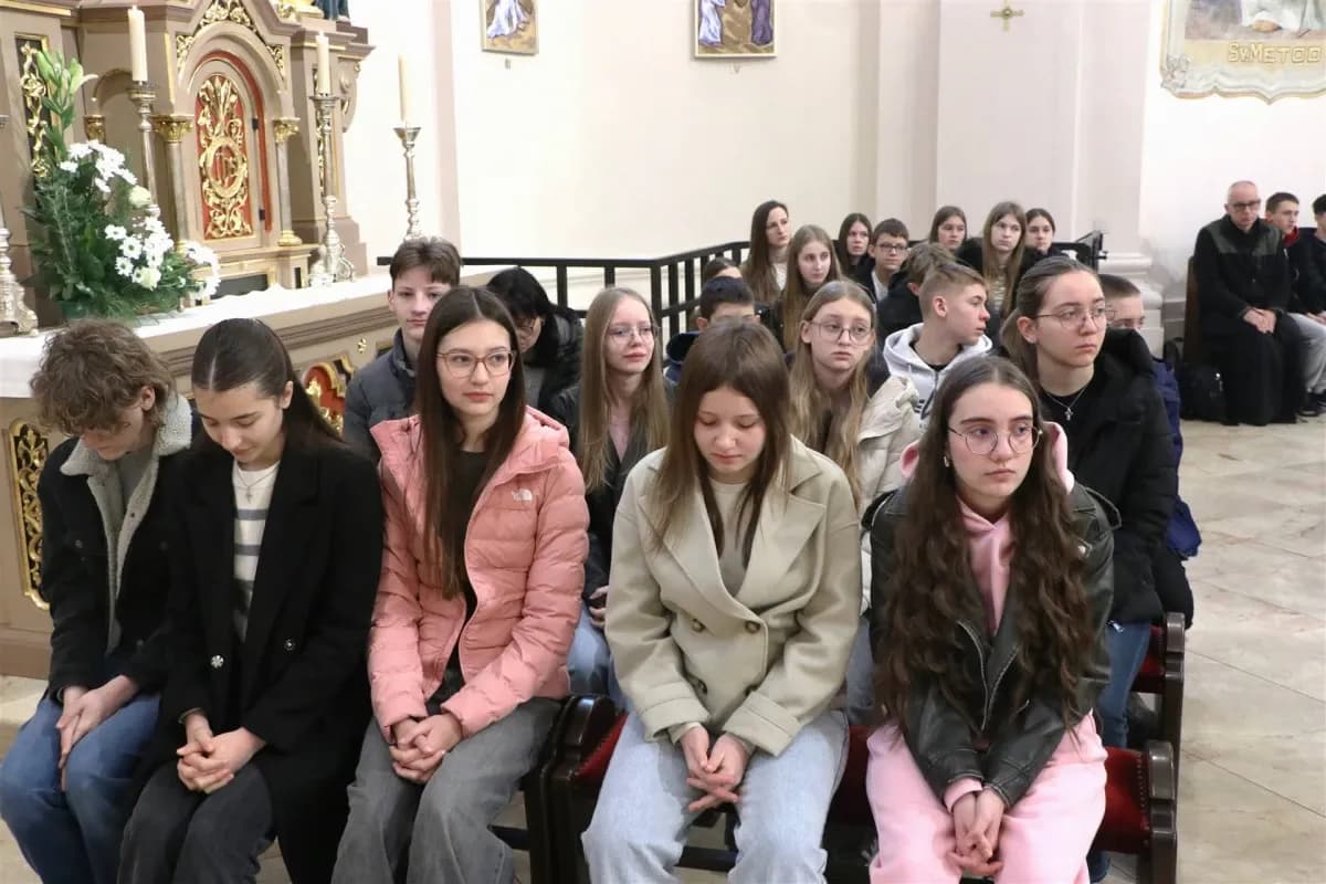 Misa posvete ulja u požeškoj Katedrali