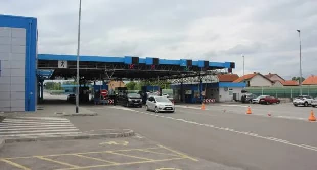 MUP se oglasio: Od petka isključivo digitalno evidentiranje prelazaka granica