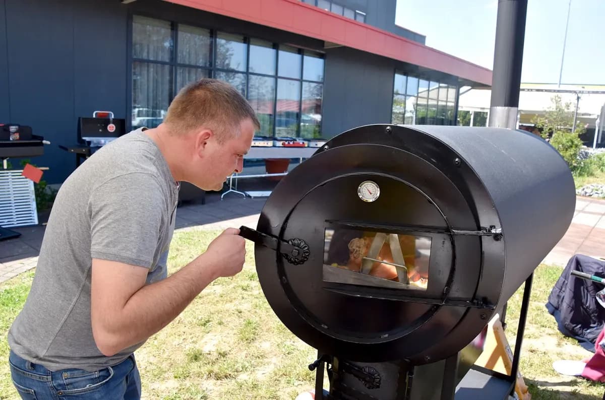 Požega mirisala na vrhunski grill: Održan Sajam roštilja uz svjetske priče iz Pariza i domaće majstore