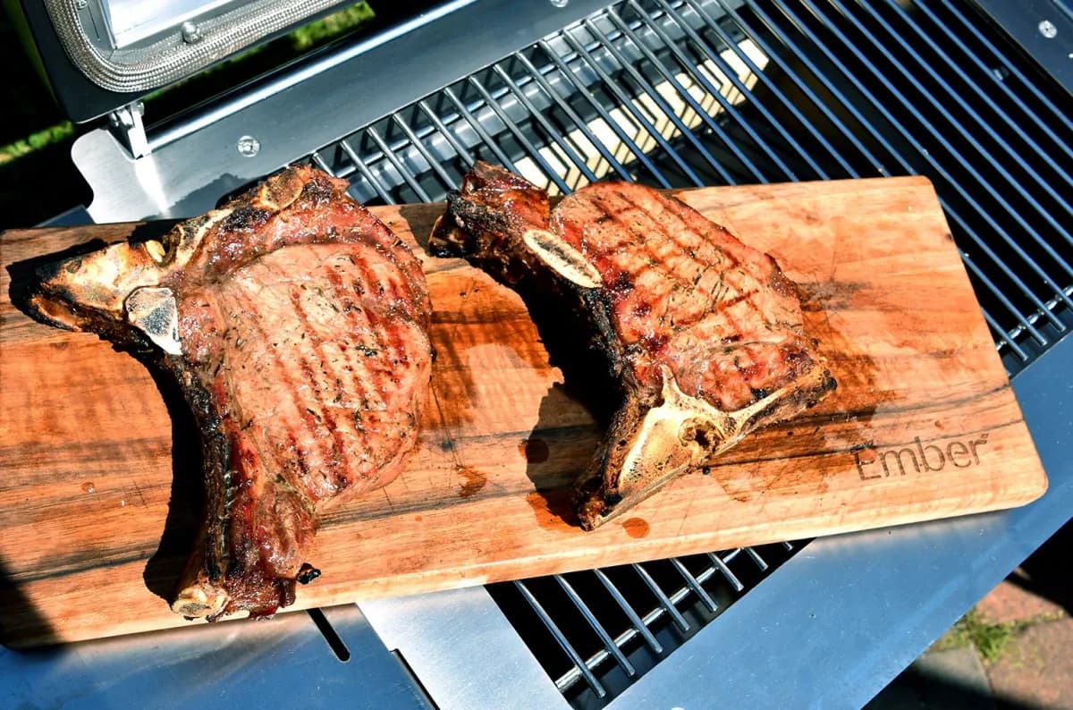 Požega mirisala na vrhunski grill: Održan Sajam roštilja uz svjetske priče iz Pariza i domaće majstore