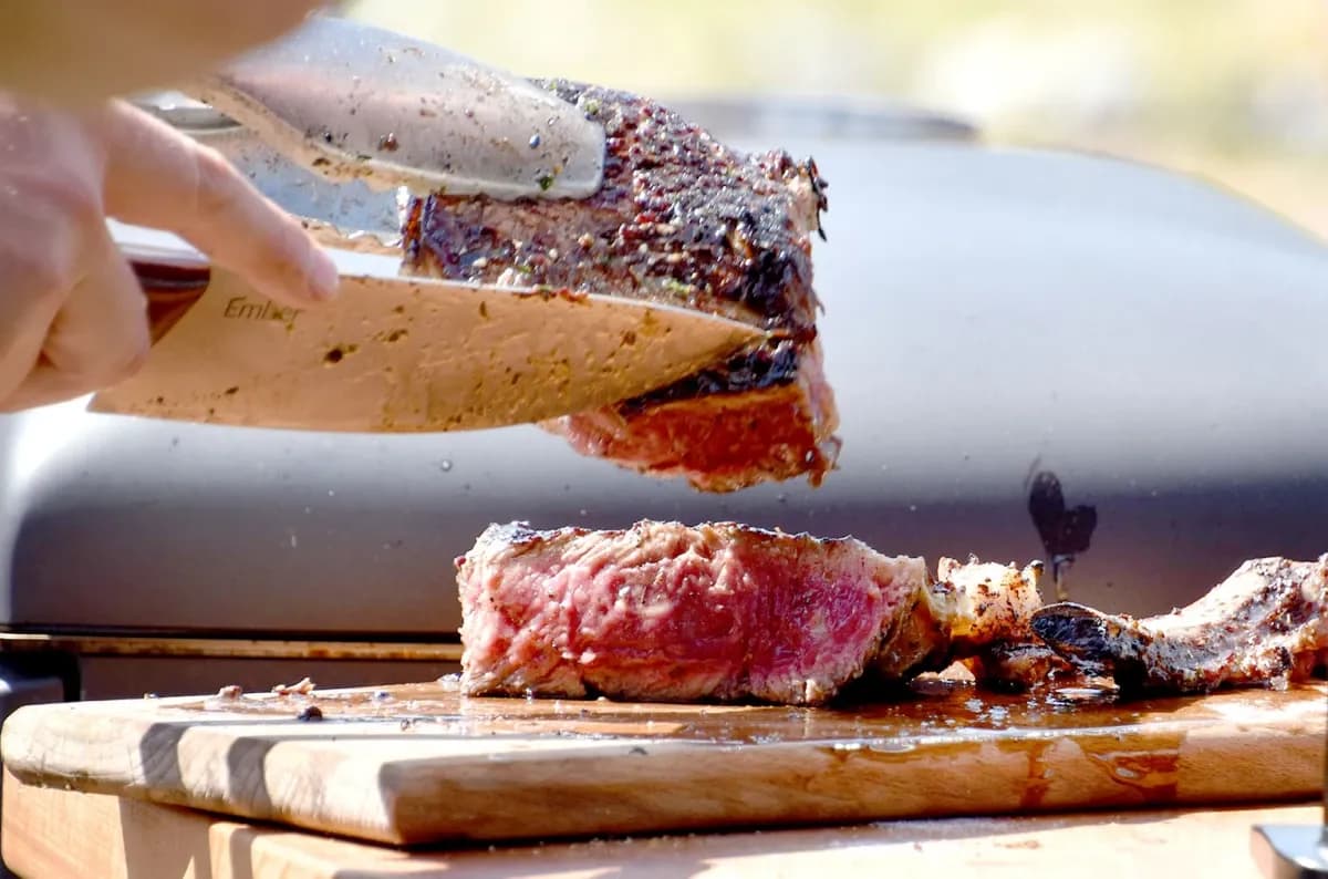 Požega mirisala na vrhunski grill: Održan Sajam roštilja uz svjetske priče iz Pariza i domaće majstore