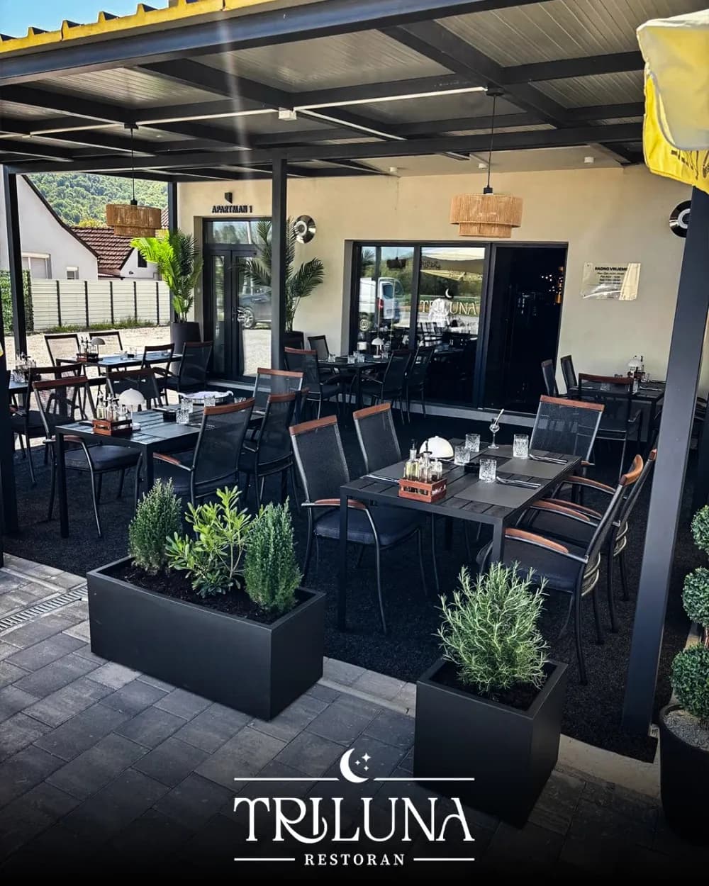 Restoran Triluna