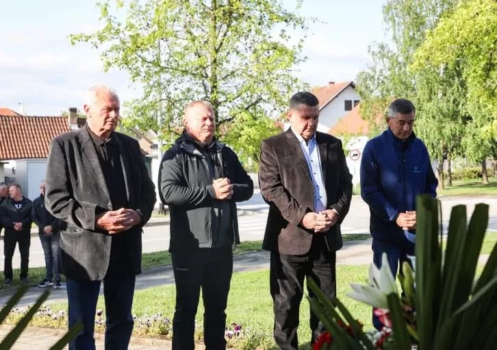 PLETERNICA: Polaganjem vijenaca obilježena 31. obljetnica operacije „Bljesak“