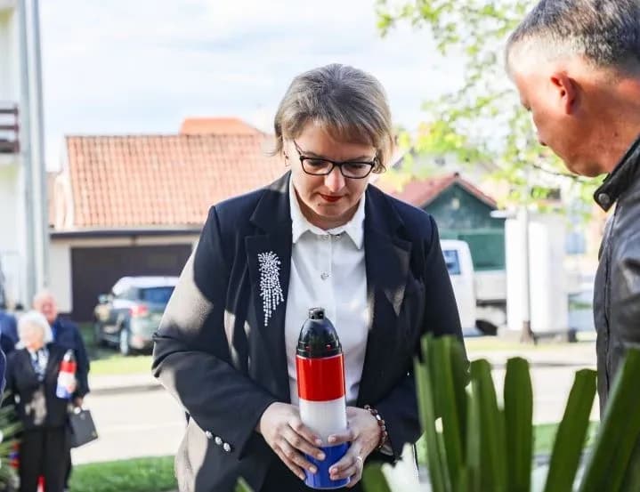 PLETERNICA: Polaganjem vijenaca obilježena 31. obljetnica operacije „Bljesak“