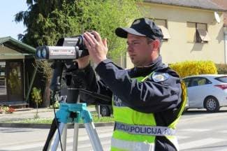 Dojavite policiji mjesto gdje trebaju nadzirati brzinu vozila, za to imate još jedan dan