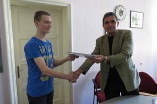Luka rastura na natjecanjima: Fiziku i informatiku ima ¨u malom prstu¨