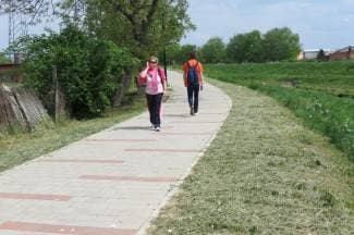 Trava uz šetnicu: ¨Kosimo triput godišnje: u svibnju, srpnju i rujnu¨