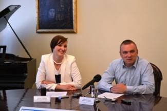Ove godine na višem nivou: Ivanjski krijes uz klapu Intrade i Prljavce