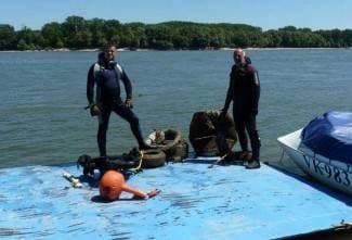 Požeški ronioci čistili Dunav, izvadili 100 kilograma smeća