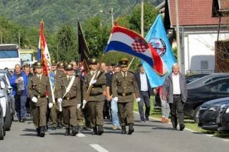 Tomašević : ¨Pokrenite inicijativu da Domovinski rat bude dostojno prikazan u školskim udžbenicima¨
