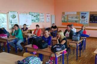 Sad će im biti lakše: Djeca dobila školske torbe i pribor, uskoro stižu i trenirke
