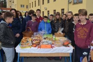 Učenici Kanižlićeve škole zahvalni za plodove zemlje: ¨Bilo je i muffina i čvaraka¨