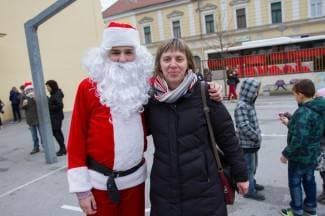 Ispovijesti Djeda Božićnjaka: Moram puno hodati, a neki od mene i bježe