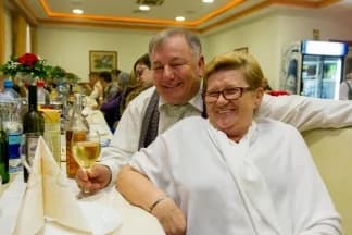40 godina zajedno: ¨U lipnju smo se upoznali, a 31.prosinca vjenčali. Voljeli smo se pa zašto čekati?¨