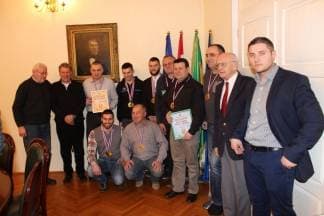 Moto klub Požega Promet prvak Hrvatske i osvajač kupa, primili pehare i medalje
