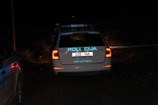 18-godišnjakinja bez vozačke i svjetala sletjela u korito Orljave