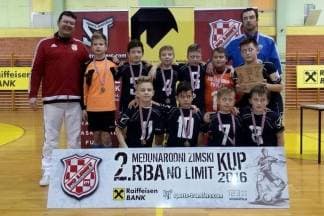 Mladi nogometaši NK Slavonija osvojili međunarodni turnir u Virovitici
