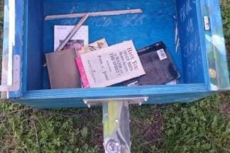 Uništena mini knjižnica: ¨Materijalna šteta je zanemariva u odnosu na poruku koju dobivamo¨