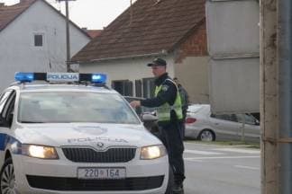 Jučer dvije prometne nesreće s materijalnom štetom