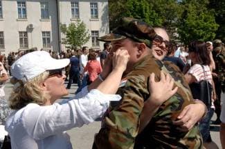 Vojnikinja Jelena: Potpuno smo ravnopravne i poštuju nas