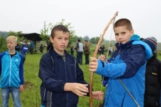 Učenici uživali u starim sportovima: ¨Najvažnije je nakositi luk i dobro nategnuti špagu¨