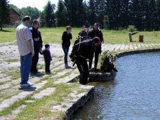 Ronioci provjerili kondiciju i čistili jezero u Novom Zvečevu